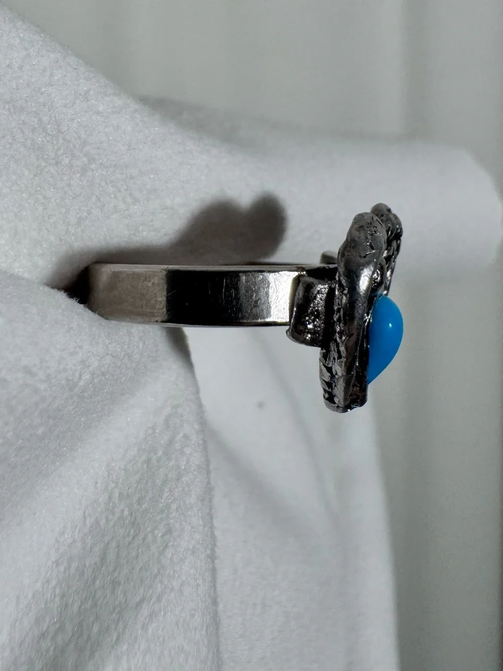 Vintage Silver Tone Turquoise Heart Ring